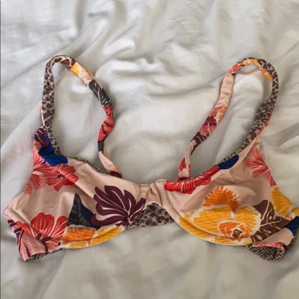 Acacia Geneva top in retro paradise